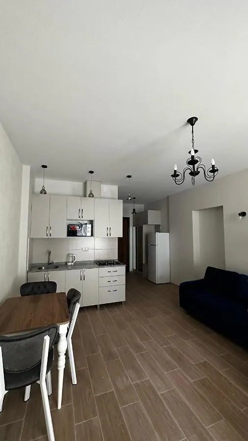Bina 1810 Apartment Batumi 0*,